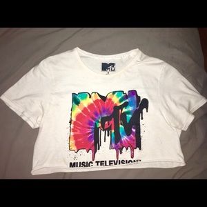 Basic Cropped MTV shirt